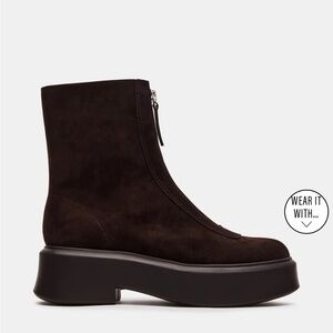 Steve Madden Jones Suede Boots